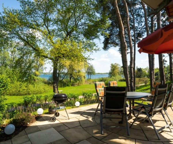 3 EG - Ferienwohnung mit Terrasse u.Kamin