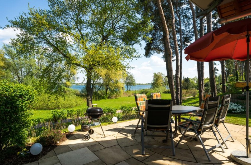 3 EG - Ferienwohnung mit Terrasse u.Kamin