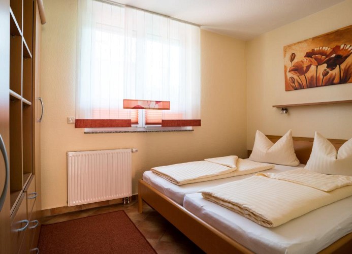 3 Erdgeschoss EG + UG Ferienwohnung über 2 Etagen