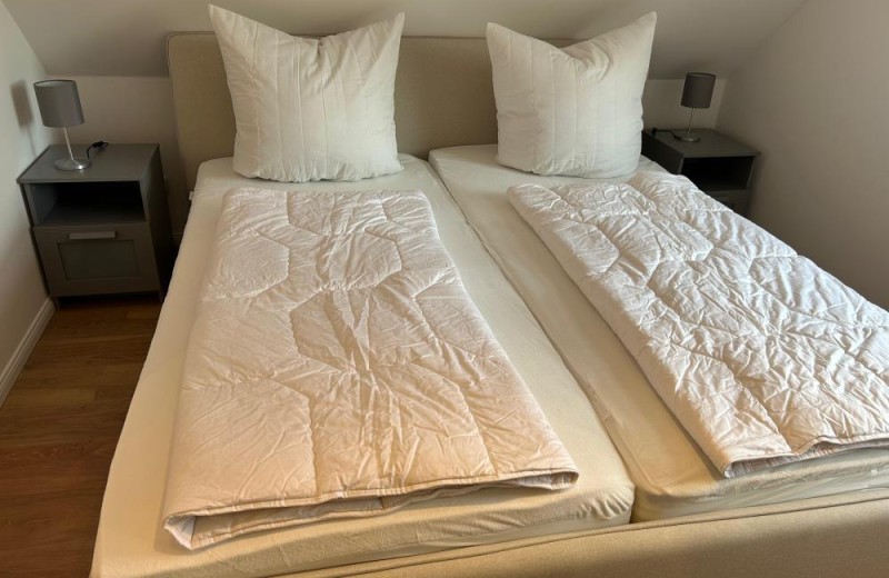 K 114 OG - Ferienwohnung mit Balkon