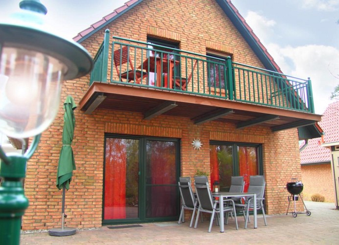Terrasse zum Grillen mit der ganzen Familie