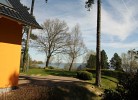 toller, großzügiger Garten mit Blick auf den See
