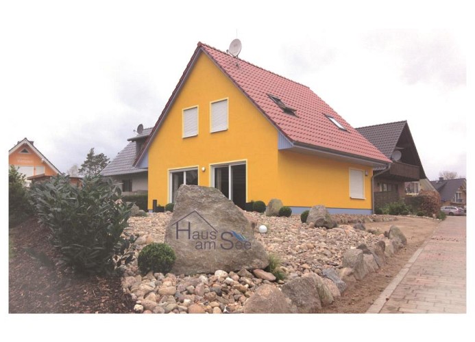 Haus am See mit schöner Terrasse 