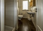 Tageslicht-Bad mit Dusche