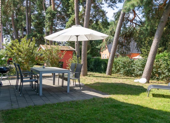 moderne Ferienwohnung mit tollem Garten