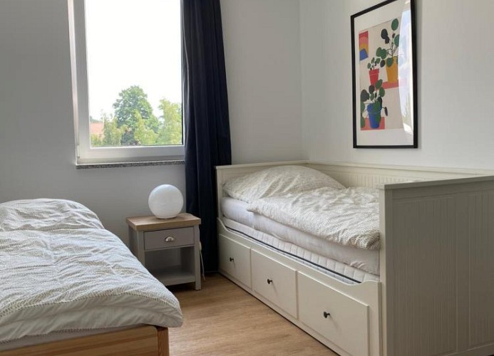 zweites Schlafzimmer mit Einzelbetten