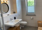 Tageslicht-Bad mit Dusche