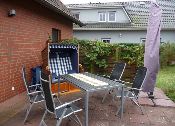 Ihre Terrasse mit Garten