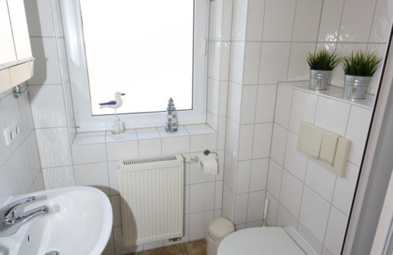 Tageslicht-Bad mit Dusche