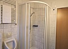 Dusche des Badezimmers