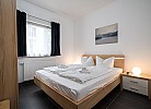 U 7 OG - Schöne Ferienwohnung mit Balkon in Seenähe 