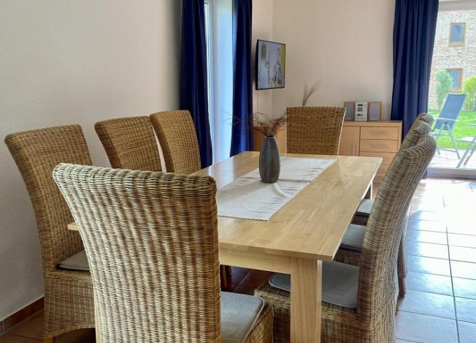 26 - Ferienhaus mit Terrasse u.Kamin