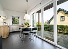 U 7 OG - Schöne Ferienwohnung mit Balkon in Seenähe 