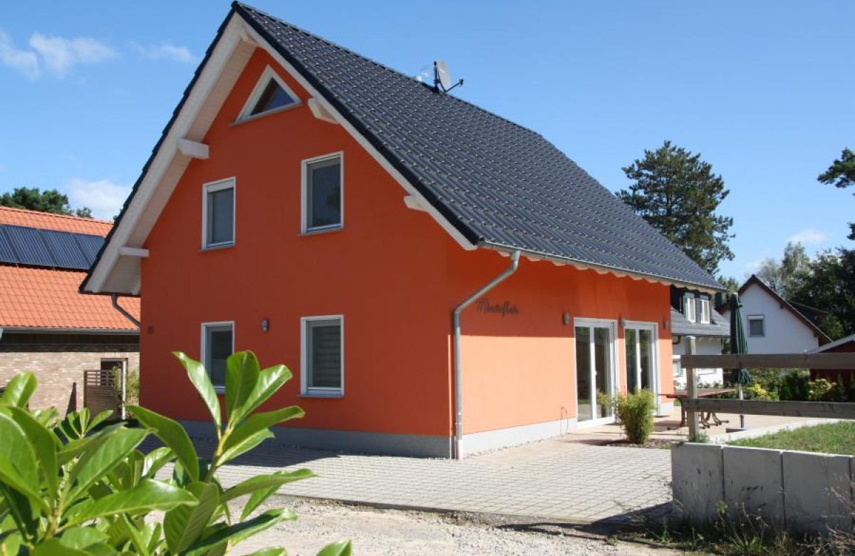 modernes Ferienhaus mit Sauna & Kamin
