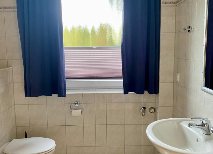 26 - Ferienhaus mit Terrasse u.Kamin