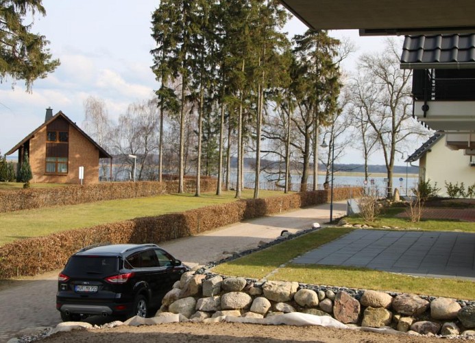 direkt am See ...