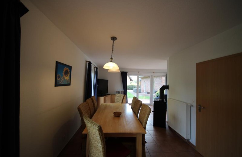 26 - Ferienhaus mit Terrasse u.Kamin