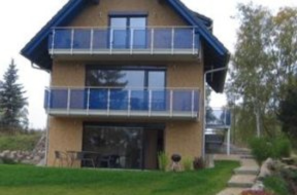 S 42 EG Ferienwohnung mit Balkon