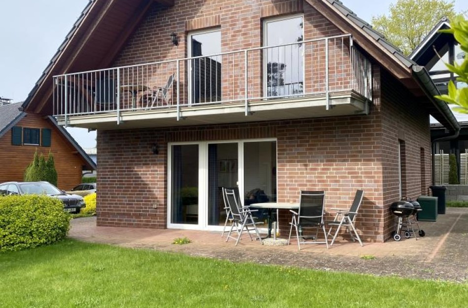 26 - Ferienhaus mit Terrasse u.Kamin