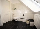 modernes Badezimmer