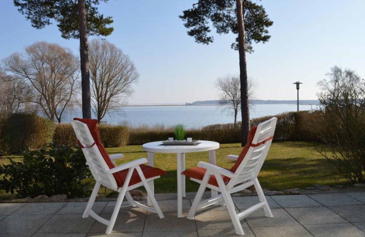 Terrasse mit Seeblick