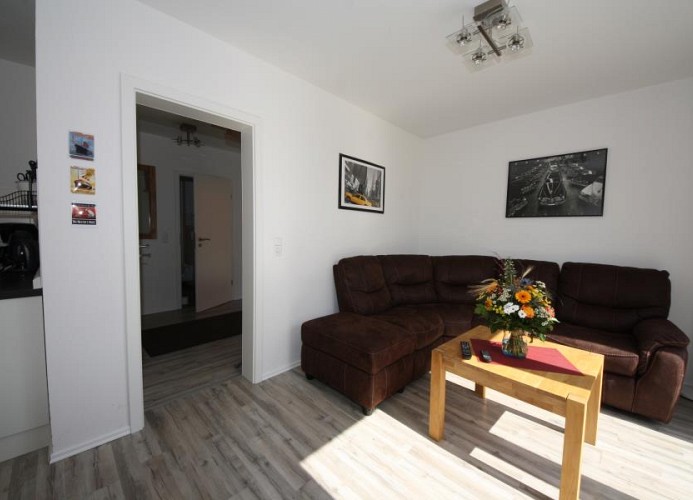 helles, freundliches Wohnzimmer