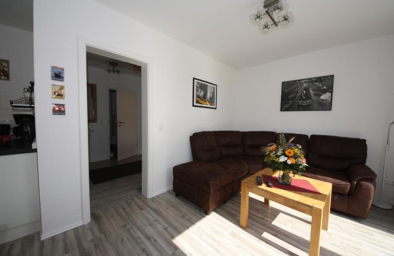 helles, freundliches Wohnzimmer