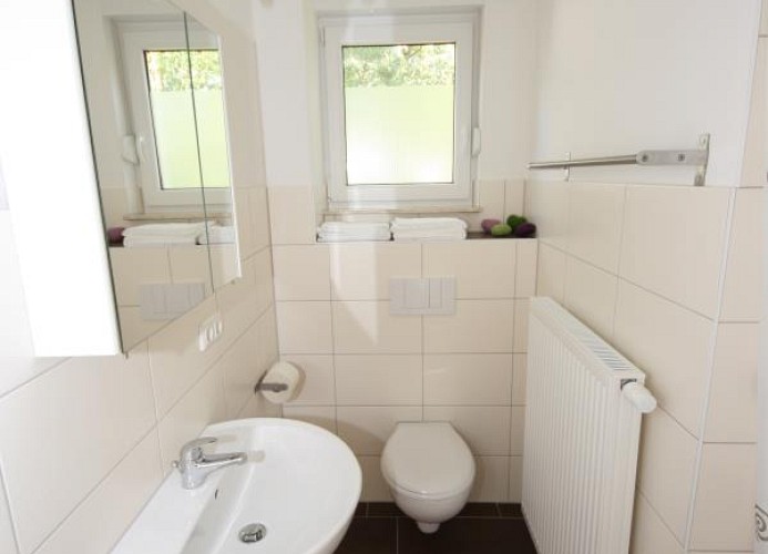 Badezimmer im Erdgeschoss