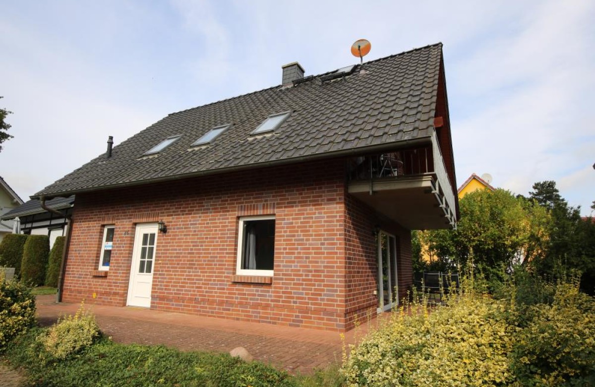 26 - Ferienhaus mit Terrasse u.Kamin