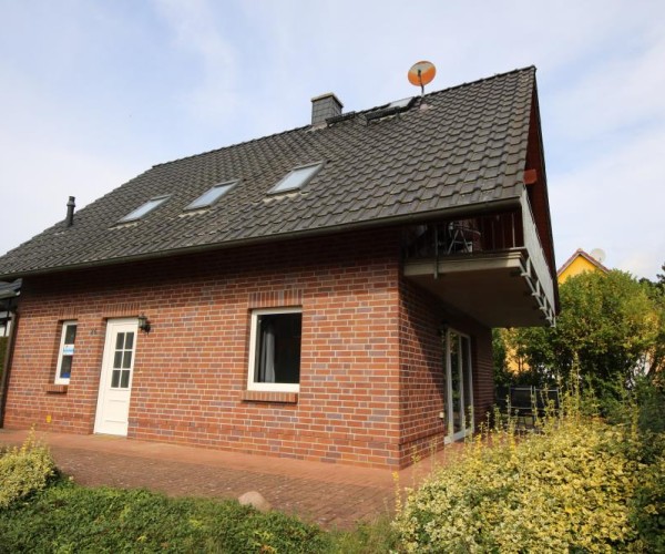 26 - Ferienhaus mit Terrasse u.Kamin