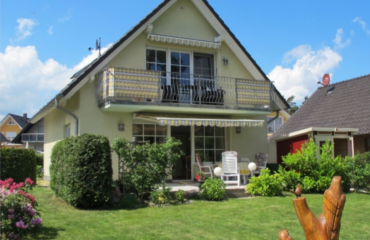 schöne Erdgeschoss-Wohnung mit Seeblick