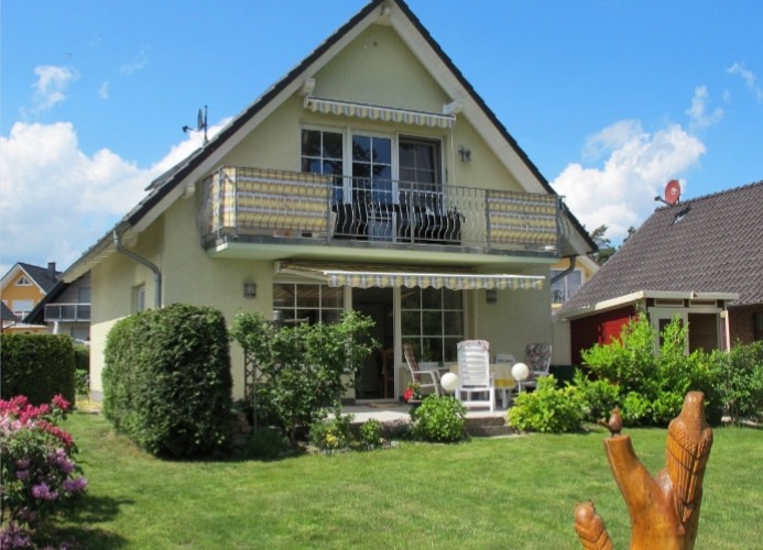 schöne Erdgeschoss-Wohnung mit Seeblick