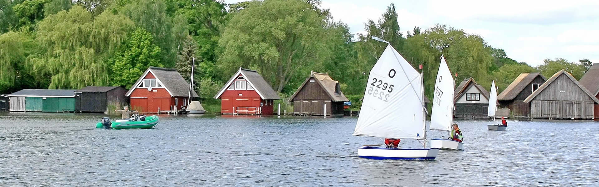 Segelboote auf der Müritz